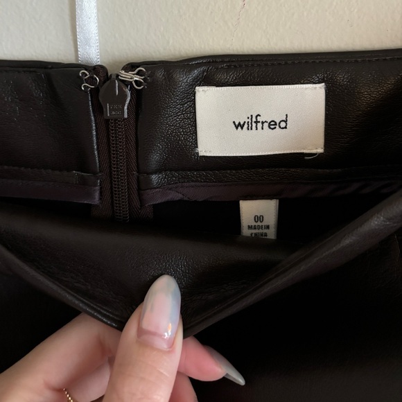 Aritzia Patio mini skirt BROWN - Picture 4 of 6